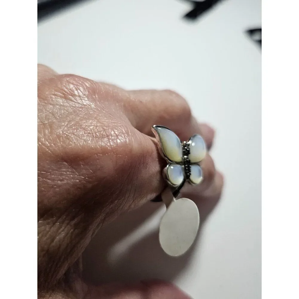 Silver tone butterfly ring size 7